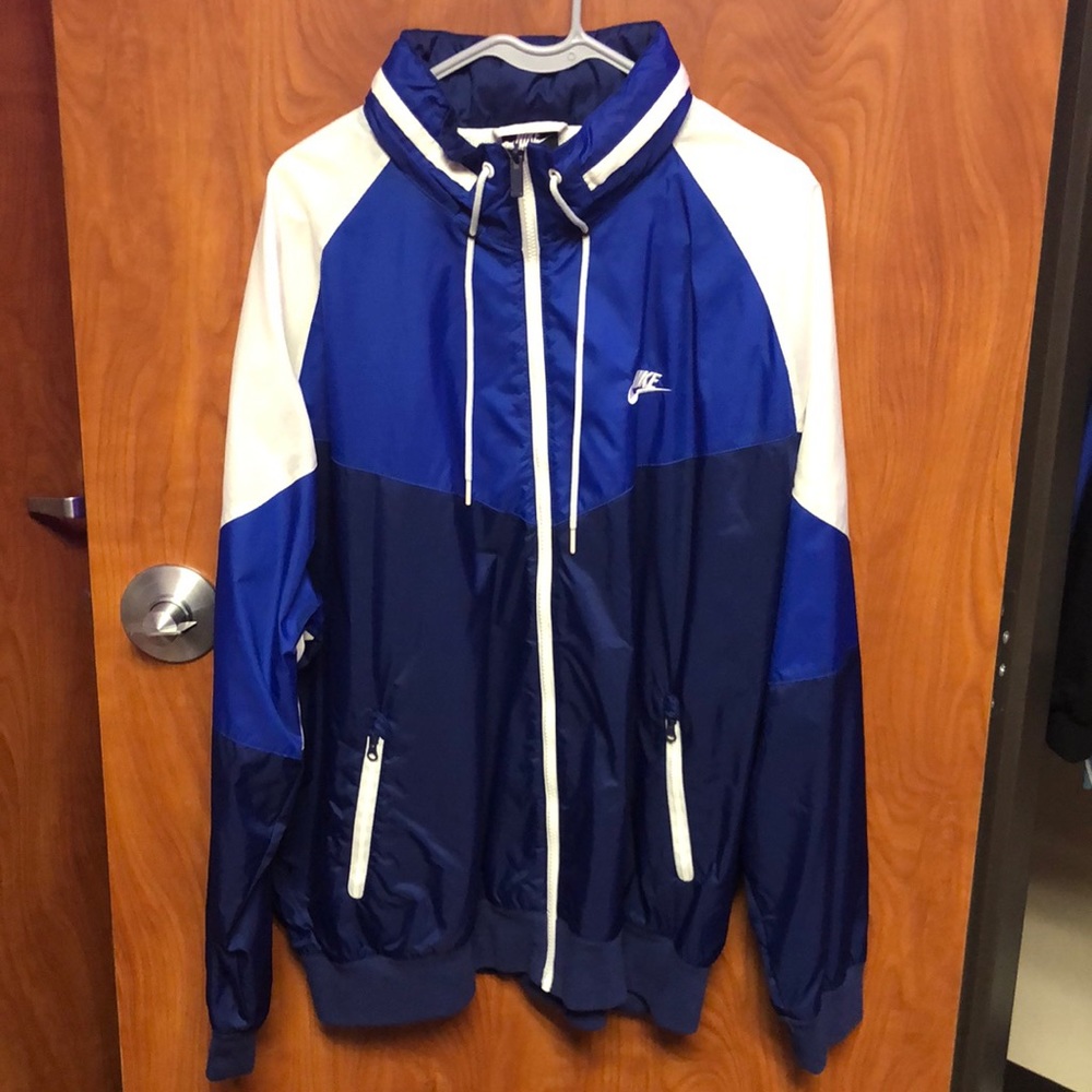 Blue Nike Windbreaker Size XL.